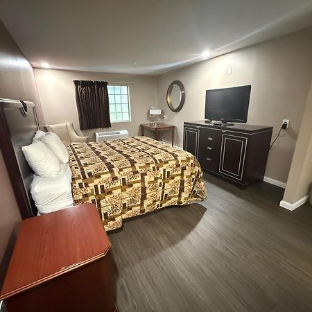 Magnolia Bay Hotel & Suites Джонсборо Экстерьер фото