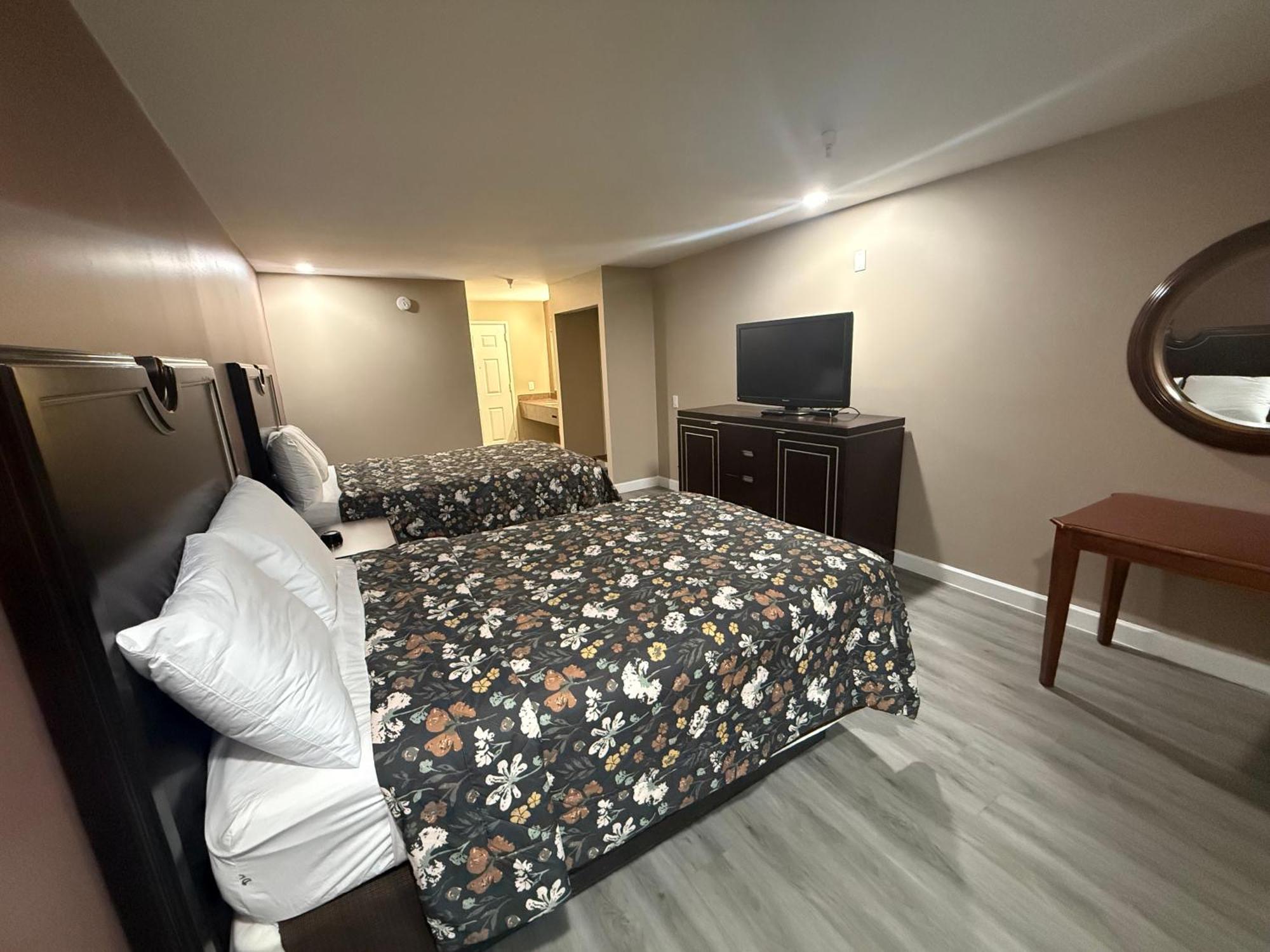Magnolia Bay Hotel & Suites Джонсборо Экстерьер фото